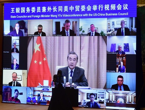  王毅：中美应开启各层级对话，任何问题都可以拿到桌面